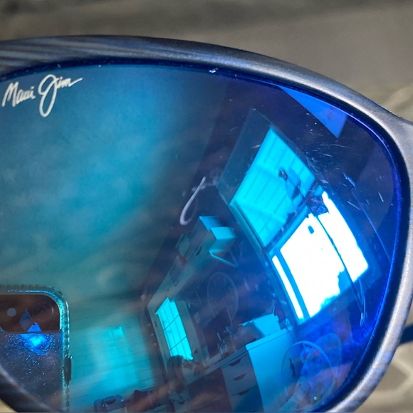 Maui Jim Lele Kawa Unisex Polarized sunglasses w/signature case - Picture 5 of 15